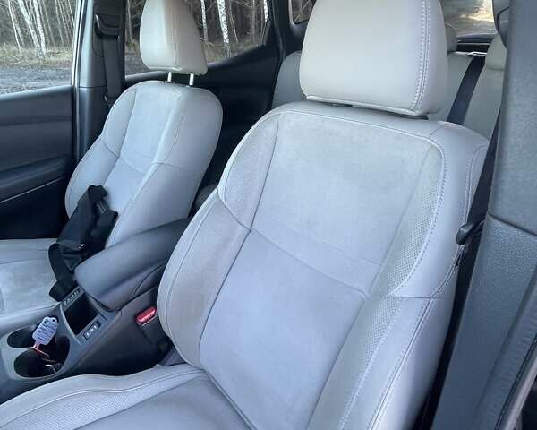 Черный Ниссан Кашкай, объемом двигателя 1.5 л и пробегом 240 тыс. км за 15600 $, фото 19 на Automoto.ua