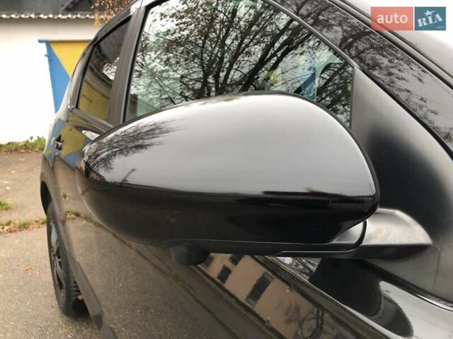 Черный Ниссан Кашкай, объемом двигателя 1.6 л и пробегом 114 тыс. км за 12890 $, фото 30 на Automoto.ua