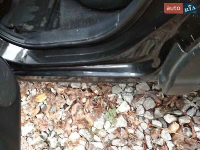 Черный Ниссан Кашкай, объемом двигателя 1.46 л и пробегом 276 тыс. км за 12700 $, фото 14 на Automoto.ua