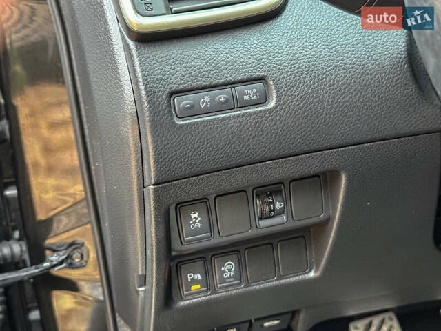 Чорний Ніссан Кашкай, об'ємом двигуна 1.6 л та пробігом 263 тис. км за 13900 $, фото 69 на Automoto.ua