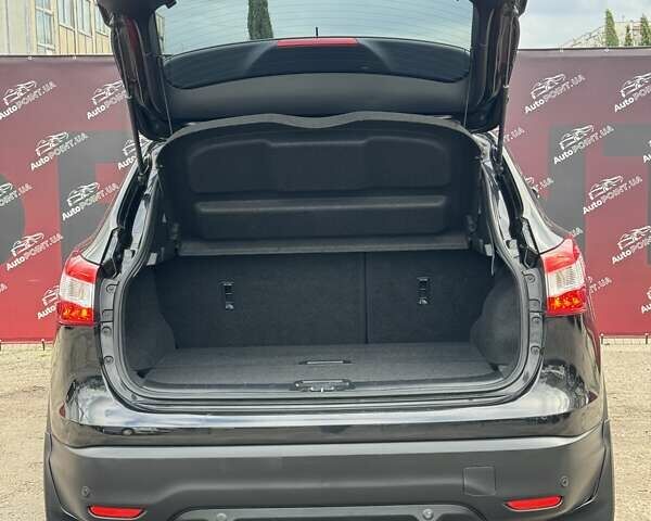 Черный Ниссан Кашкай, объемом двигателя 1.5 л и пробегом 220 тыс. км за 13700 $, фото 15 на Automoto.ua