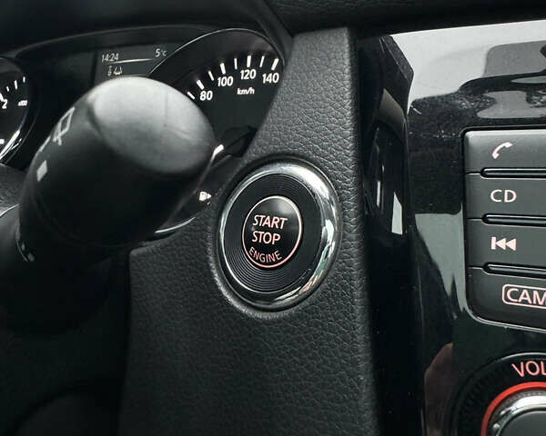 Чорний Ніссан Кашкай, об'ємом двигуна 1.5 л та пробігом 197 тис. км за 15900 $, фото 32 на Automoto.ua