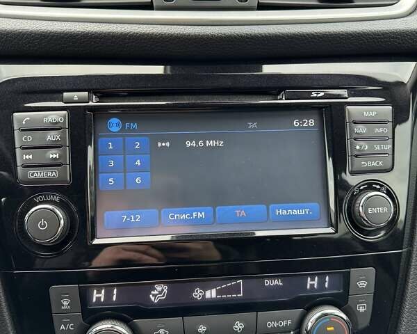 Черный Ниссан Кашкай, объемом двигателя 1.5 л и пробегом 220 тыс. км за 13700 $, фото 29 на Automoto.ua