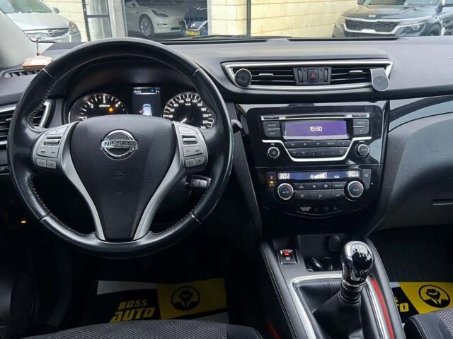 Черный Ниссан Кашкай, объемом двигателя 1.5 л и пробегом 199 тыс. км за 14990 $, фото 6 на Automoto.ua