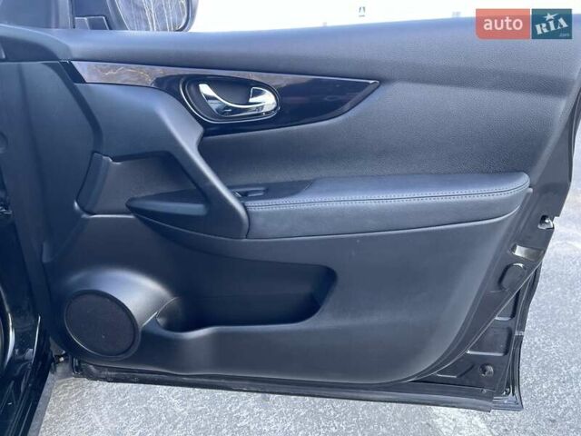 Черный Ниссан Кашкай, объемом двигателя 1.5 л и пробегом 240 тыс. км за 15600 $, фото 29 на Automoto.ua