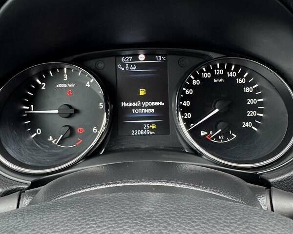 Черный Ниссан Кашкай, объемом двигателя 1.5 л и пробегом 220 тыс. км за 13700 $, фото 28 на Automoto.ua