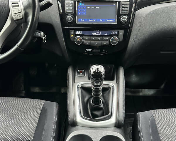 Черный Ниссан Кашкай, объемом двигателя 1.5 л и пробегом 175 тыс. км за 14700 $, фото 17 на Automoto.ua