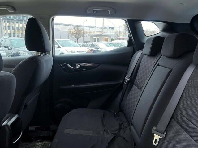 Черный Ниссан Кашкай, объемом двигателя 1.5 л и пробегом 199 тыс. км за 14990 $, фото 21 на Automoto.ua