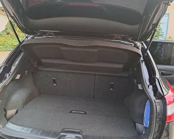 Черный Ниссан Кашкай, объемом двигателя 1.5 л и пробегом 187 тыс. км за 14750 $, фото 6 на Automoto.ua