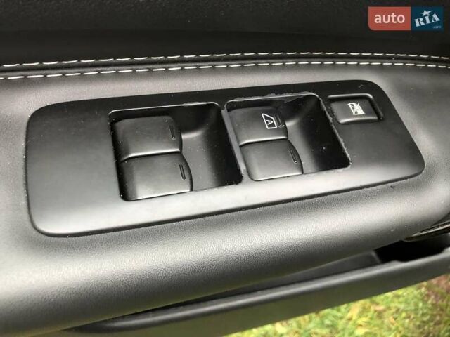 Черный Ниссан Кашкай, объемом двигателя 1.6 л и пробегом 114 тыс. км за 12890 $, фото 72 на Automoto.ua