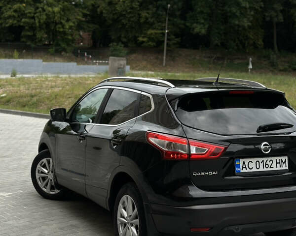 Чорний Ніссан Кашкай, об'ємом двигуна 1.46 л та пробігом 266 тис. км за 14999 $, фото 8 на Automoto.ua