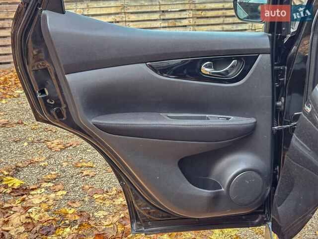 Чорний Ніссан Кашкай, об'ємом двигуна 1.6 л та пробігом 263 тис. км за 13900 $, фото 74 на Automoto.ua