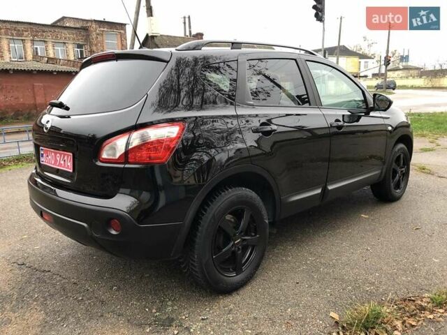Черный Ниссан Кашкай, объемом двигателя 1.6 л и пробегом 114 тыс. км за 12890 $, фото 6 на Automoto.ua