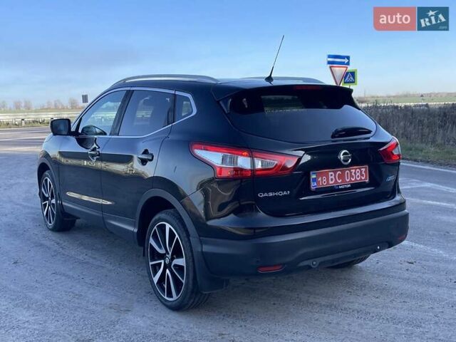 Черный Ниссан Кашкай, объемом двигателя 1.5 л и пробегом 240 тыс. км за 15600 $, фото 3 на Automoto.ua