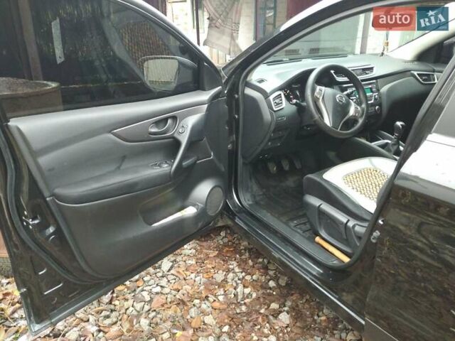 Черный Ниссан Кашкай, объемом двигателя 1.46 л и пробегом 276 тыс. км за 12700 $, фото 10 на Automoto.ua