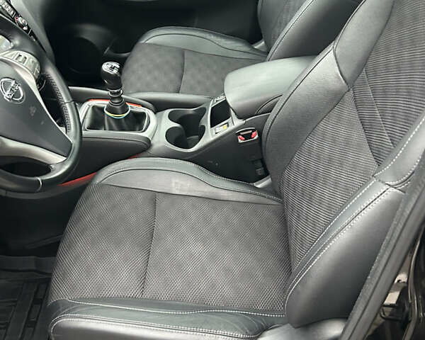 Чорний Ніссан Кашкай, об'ємом двигуна 1.5 л та пробігом 158 тис. км за 15999 $, фото 21 на Automoto.ua