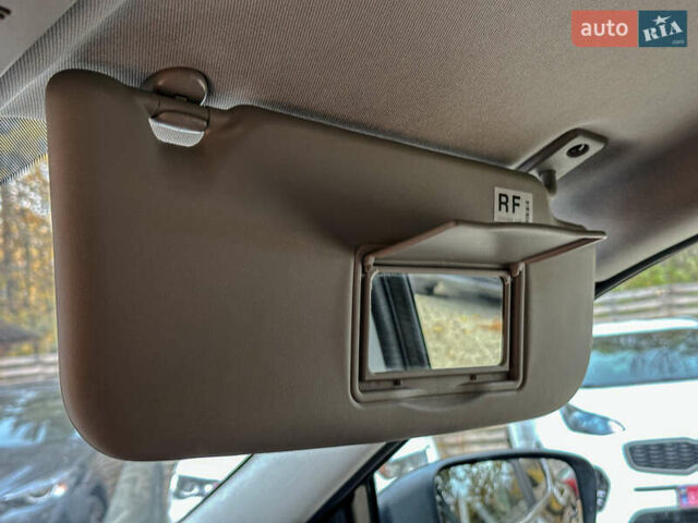 Чорний Ніссан Кашкай, об'ємом двигуна 1.6 л та пробігом 263 тис. км за 13900 $, фото 72 на Automoto.ua
