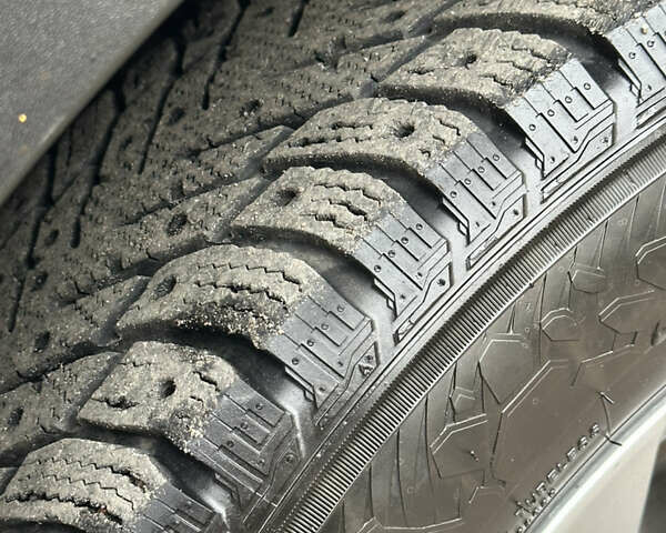 Черный Ниссан Кашкай, объемом двигателя 1.5 л и пробегом 175 тыс. км за 14700 $, фото 8 на Automoto.ua