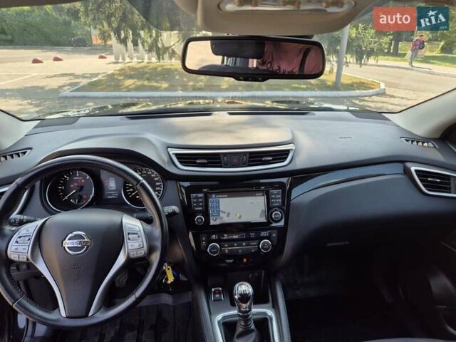 Черный Ниссан Кашкай, объемом двигателя 1.5 л и пробегом 108 тыс. км за 16899 $, фото 31 на Automoto.ua
