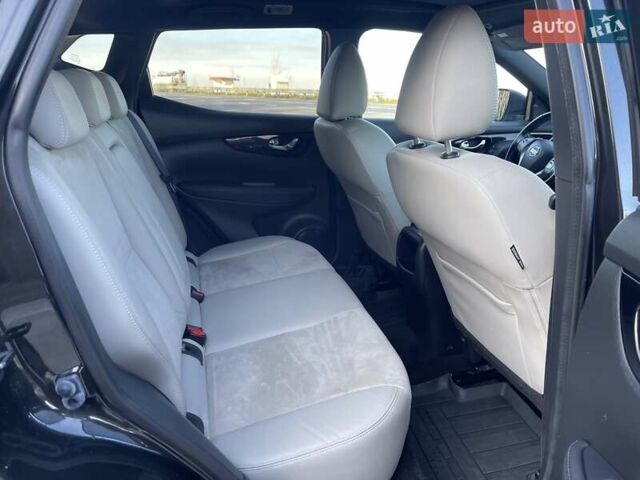 Черный Ниссан Кашкай, объемом двигателя 1.5 л и пробегом 240 тыс. км за 15600 $, фото 30 на Automoto.ua