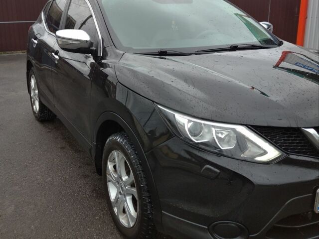 Черный Ниссан Кашкай, объемом двигателя 1.5 л и пробегом 266 тыс. км за 12700 $, фото 3 на Automoto.ua