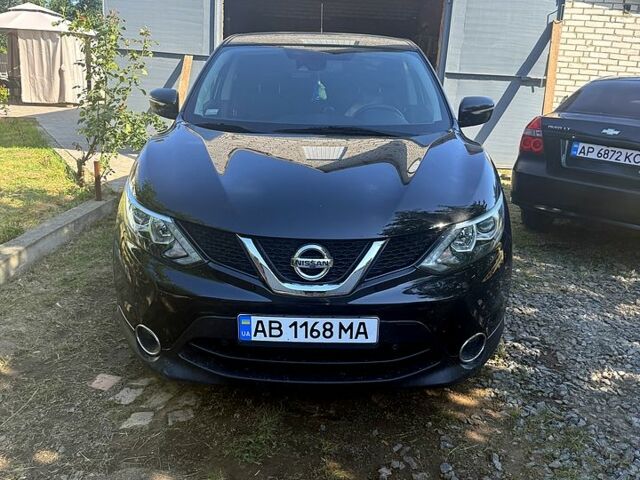 Черный Ниссан Кашкай, объемом двигателя 1.6 л и пробегом 100 тыс. км за 13000 $, фото 1 на Automoto.ua