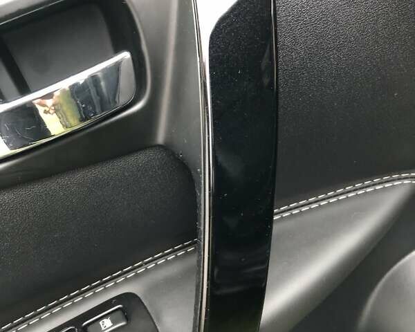 Черный Ниссан Кашкай, объемом двигателя 1.6 л и пробегом 114 тыс. км за 12890 $, фото 77 на Automoto.ua