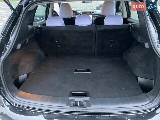 Черный Ниссан Кашкай, объемом двигателя 1.5 л и пробегом 186 тыс. км за 14500 $, фото 20 на Automoto.ua