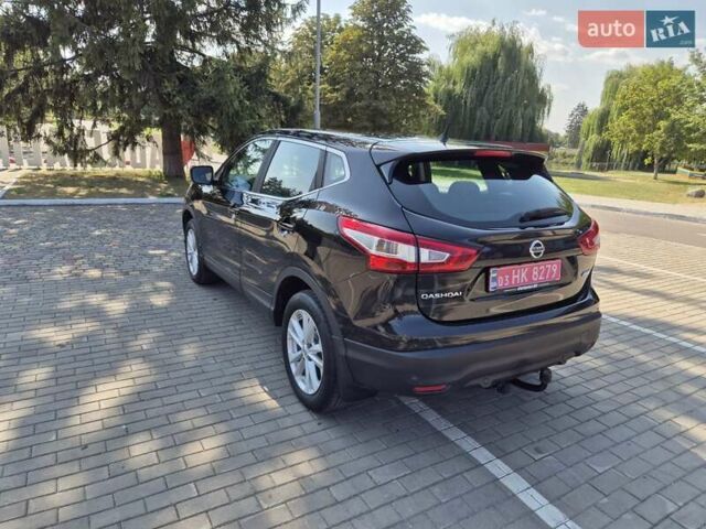 Черный Ниссан Кашкай, объемом двигателя 1.5 л и пробегом 108 тыс. км за 16899 $, фото 7 на Automoto.ua