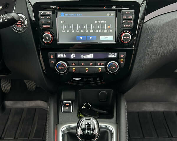 Чорний Ніссан Кашкай, об'ємом двигуна 1.5 л та пробігом 158 тис. км за 16200 $, фото 34 на Automoto.ua