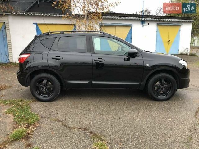 Черный Ниссан Кашкай, объемом двигателя 1.6 л и пробегом 114 тыс. км за 12890 $, фото 56 на Automoto.ua