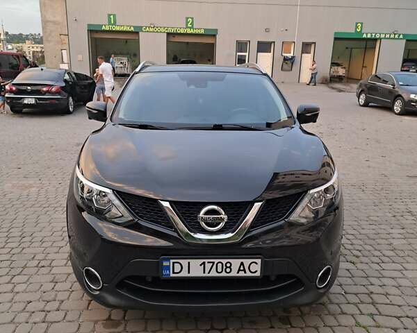 Черный Ниссан Кашкай, объемом двигателя 1.5 л и пробегом 187 тыс. км за 14750 $, фото 3 на Automoto.ua