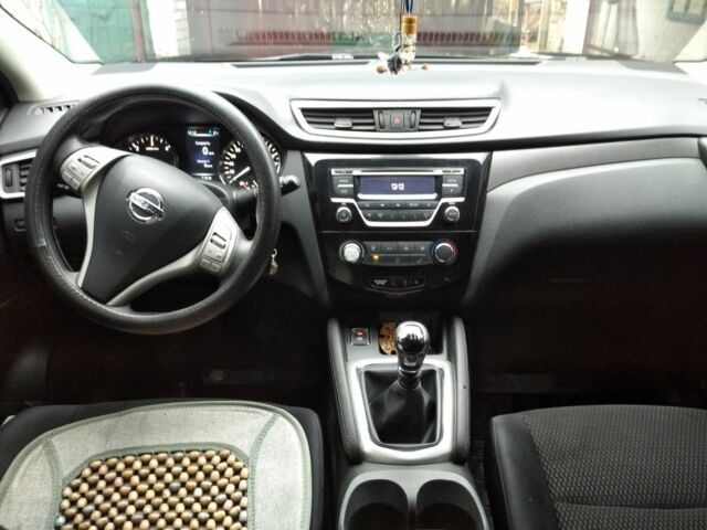 Черный Ниссан Кашкай, объемом двигателя 1.5 л и пробегом 266 тыс. км за 12700 $, фото 7 на Automoto.ua