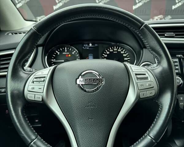 Черный Ниссан Кашкай, объемом двигателя 1.5 л и пробегом 220 тыс. км за 13700 $, фото 22 на Automoto.ua