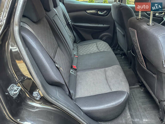 Чорний Ніссан Кашкай, об'ємом двигуна 1.6 л та пробігом 263 тис. км за 13900 $, фото 90 на Automoto.ua