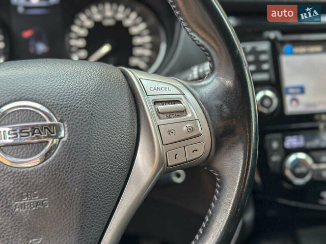 Чорний Ніссан Кашкай, об'ємом двигуна 1.6 л та пробігом 263 тис. км за 13900 $, фото 64 на Automoto.ua