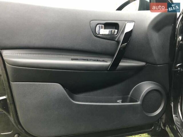 Черный Ниссан Кашкай, объемом двигателя 1.6 л и пробегом 114 тыс. км за 12890 $, фото 71 на Automoto.ua