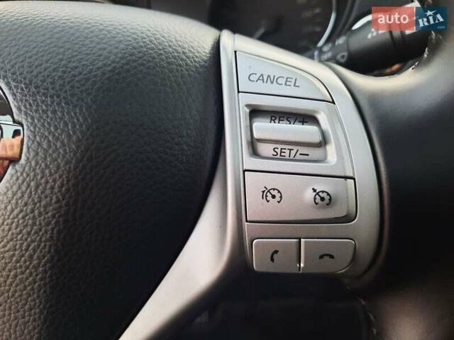 Чорний Ніссан Кашкай, об'ємом двигуна 1.5 л та пробігом 247 тис. км за 15400 $, фото 55 на Automoto.ua