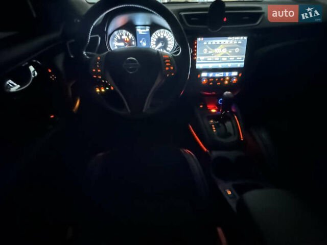 Черный Ниссан Кашкай, объемом двигателя 1.6 л и пробегом 126 тыс. км за 15500 $, фото 24 на Automoto.ua