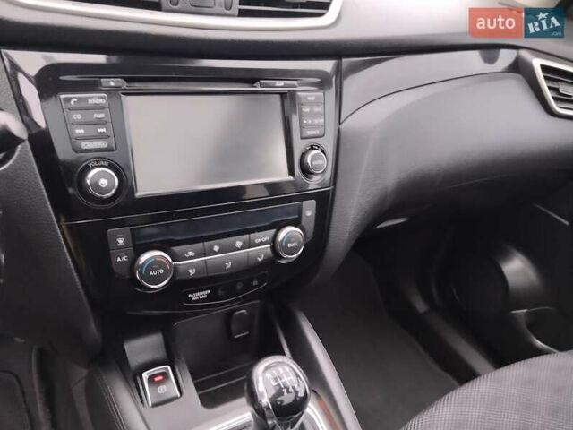 Черный Ниссан Кашкай, объемом двигателя 1.5 л и пробегом 205 тыс. км за 13800 $, фото 17 на Automoto.ua