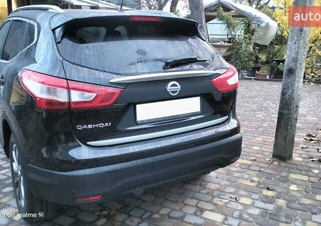 Чорний Ніссан Кашкай, об'ємом двигуна 1.6 л та пробігом 215 тис. км за 15200 $, фото 2 на Automoto.ua