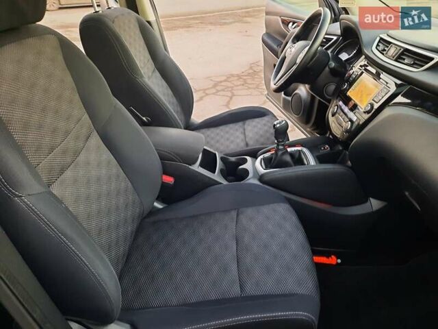 Чорний Ніссан Кашкай, об'ємом двигуна 1.5 л та пробігом 247 тис. км за 15400 $, фото 93 на Automoto.ua
