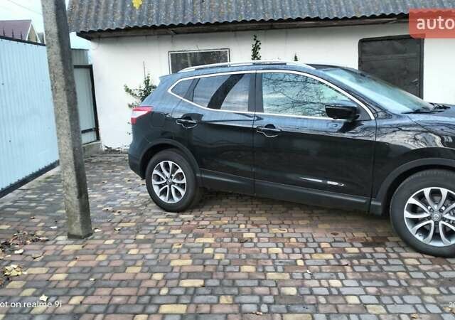 Чорний Ніссан Кашкай, об'ємом двигуна 1.6 л та пробігом 215 тис. км за 15200 $, фото 3 на Automoto.ua