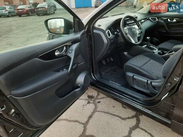 Чорний Ніссан Кашкай, об'ємом двигуна 1.5 л та пробігом 247 тис. км за 15400 $, фото 44 на Automoto.ua