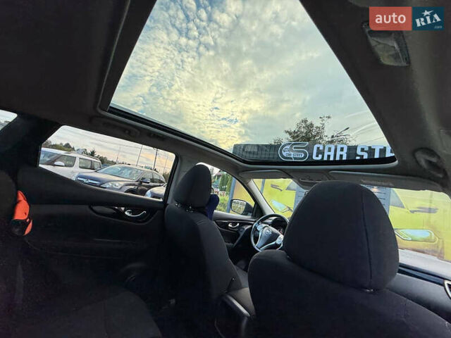 Черный Ниссан Кашкай, объемом двигателя 1.6 л и пробегом 289 тыс. км за 14300 $, фото 42 на Automoto.ua