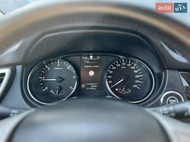 Черный Ниссан Кашкай, объемом двигателя 1.6 л и пробегом 217 тыс. км за 14950 $, фото 66 на Automoto.ua