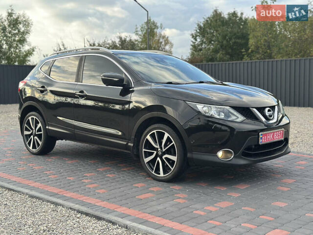 Чорний Ніссан Кашкай, об'ємом двигуна 1.5 л та пробігом 200 тис. км за 15800 $, фото 1 на Automoto.ua