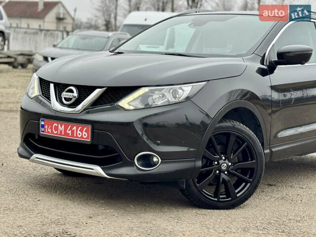 Черный Ниссан Кашкай, объемом двигателя 1.6 л и пробегом 204 тыс. км за 14800 $, фото 3 на Automoto.ua