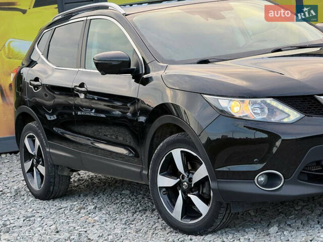 Черный Ниссан Кашкай, объемом двигателя 1.6 л и пробегом 287 тыс. км за 14700 $, фото 18 на Automoto.ua