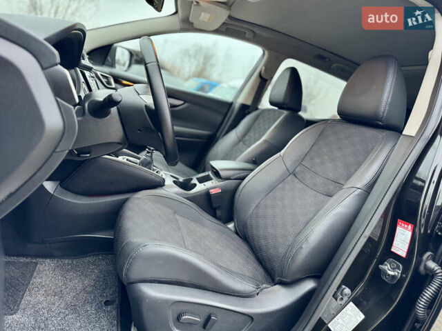 Черный Ниссан Кашкай, объемом двигателя 1.6 л и пробегом 204 тыс. км за 14800 $, фото 30 на Automoto.ua